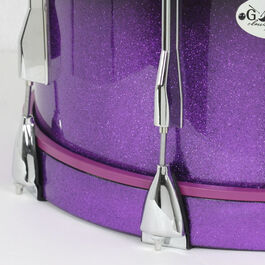 Montaje Arillo En Color En Parche Gonalca Morado