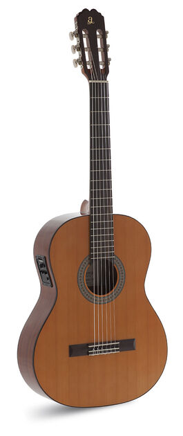 Guitarra Clásica Admira Juanita Electrificada Eq6 Serie Estudio