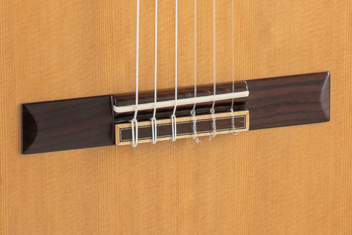 Guitarra Clásica Admira A20 Electrificada Con Fishman Serie Artesanía