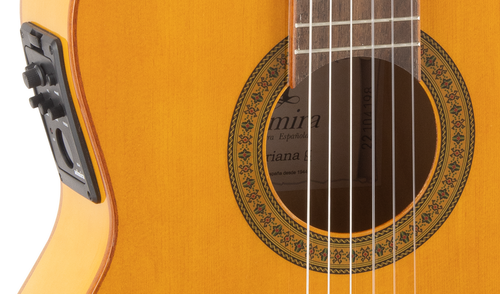 Guitarra Clásica Admira Triana Serie Flamenco Electrificada Con Eq-6